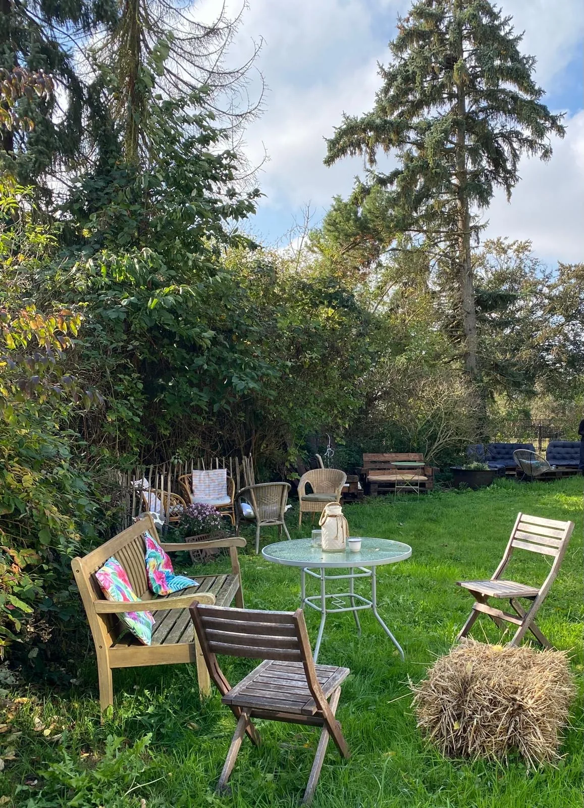 Gemütliche Gartensitzecke